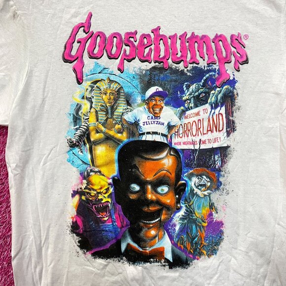 Goosebumps RL Stine Horror Series Cover Art Collage Tee L - Picture 2 of 5